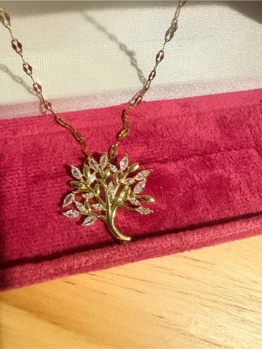 Fashionable and Gorgeous Micro Inlaid Stainless Steel Life Tree Necklace,